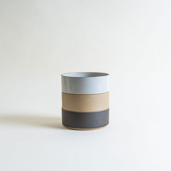 5.7" Hasami Porcelain Bowl in Glossy Gray