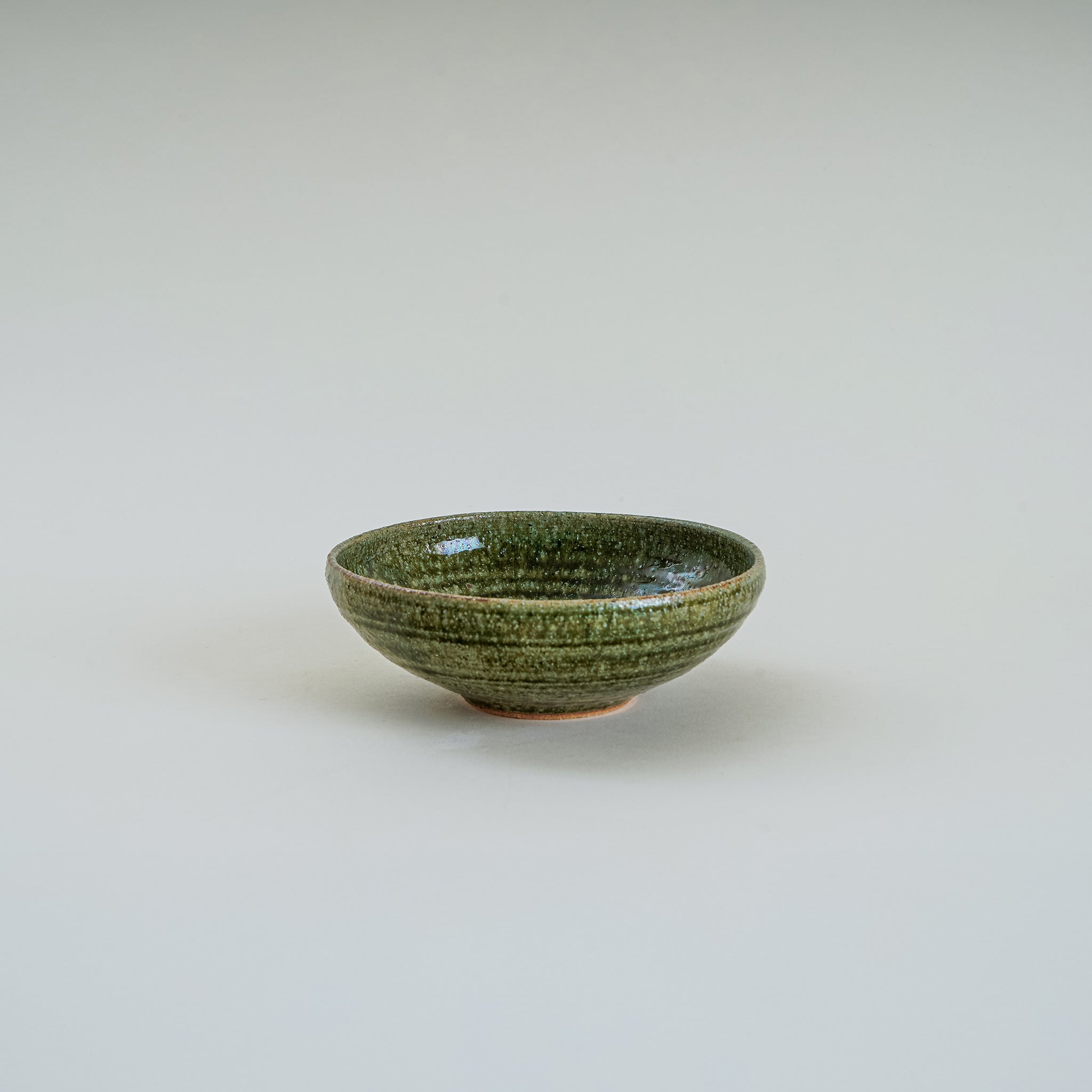 Minami Gama Serving Bowl – Handmade Japanese Ceramic Dish – mogutable