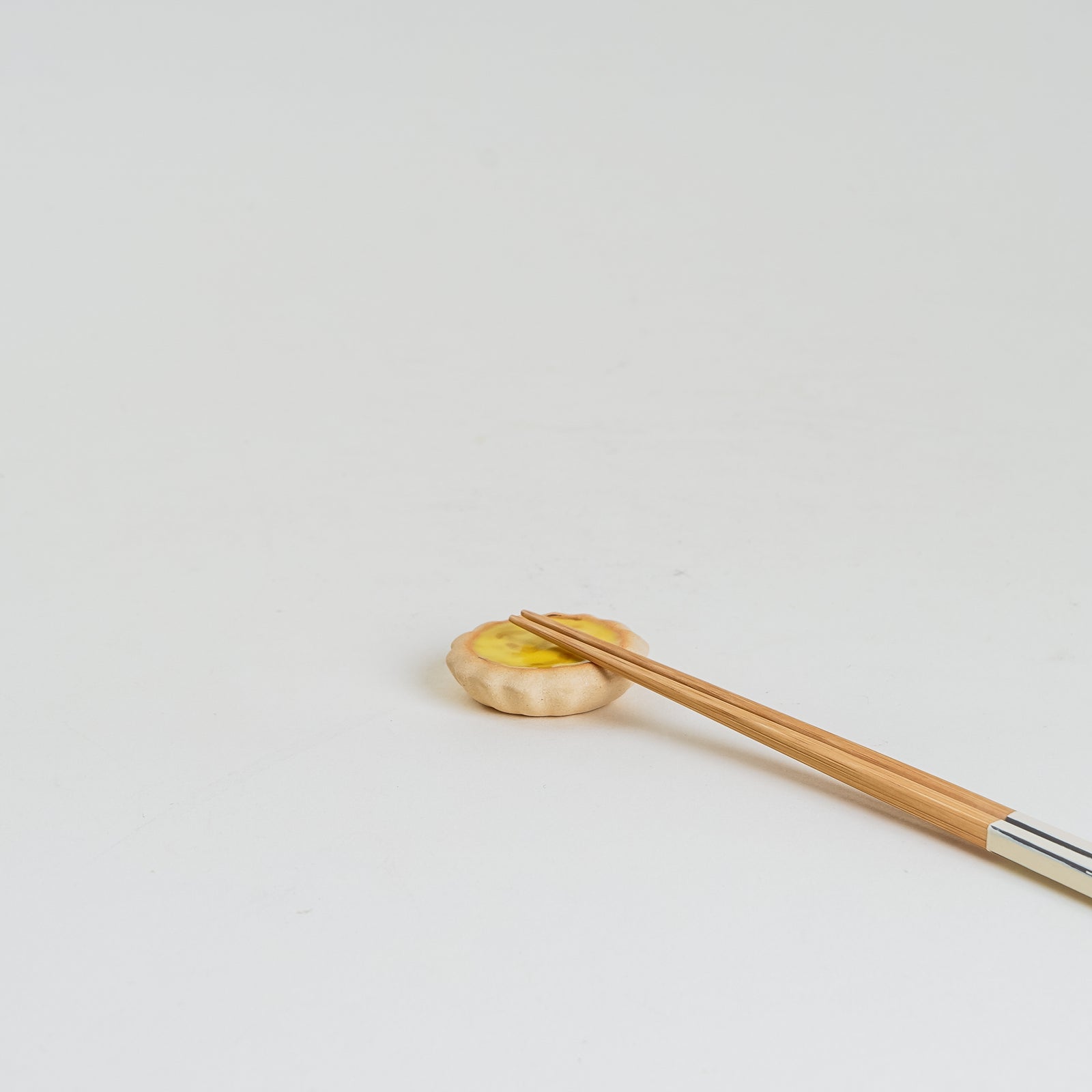 Egg Tart Chopstick Rest – Handmade Japanese Ceramic Hashioki