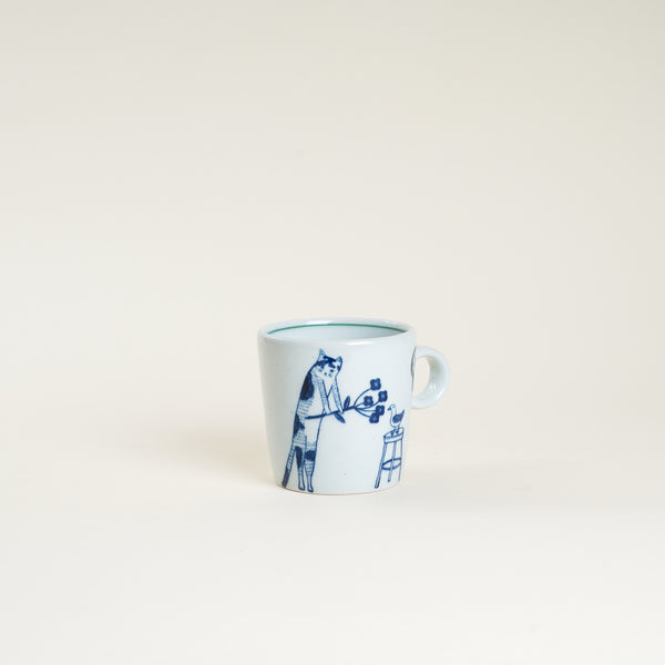 10 oz Yeogi-Damki Hand-Painted Mug - Cat & Clock