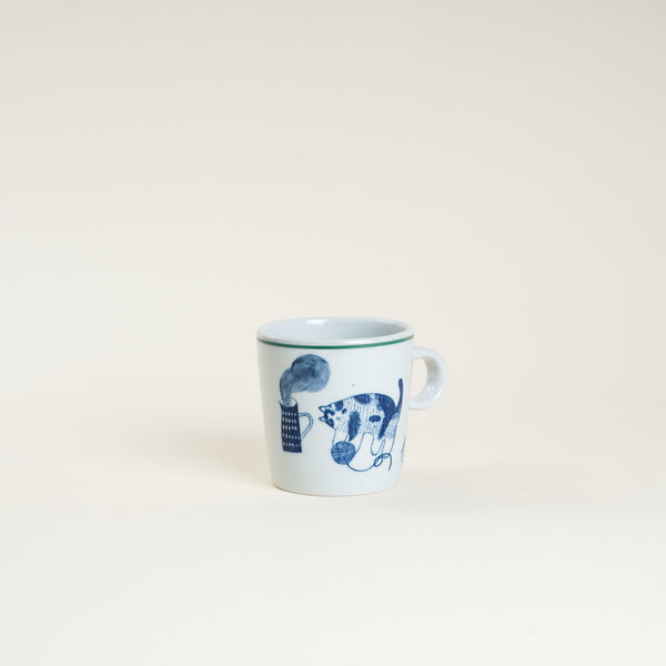 10 oz Yeogi-Damki Hand-Painted Mug - Cat & Yarn Ball