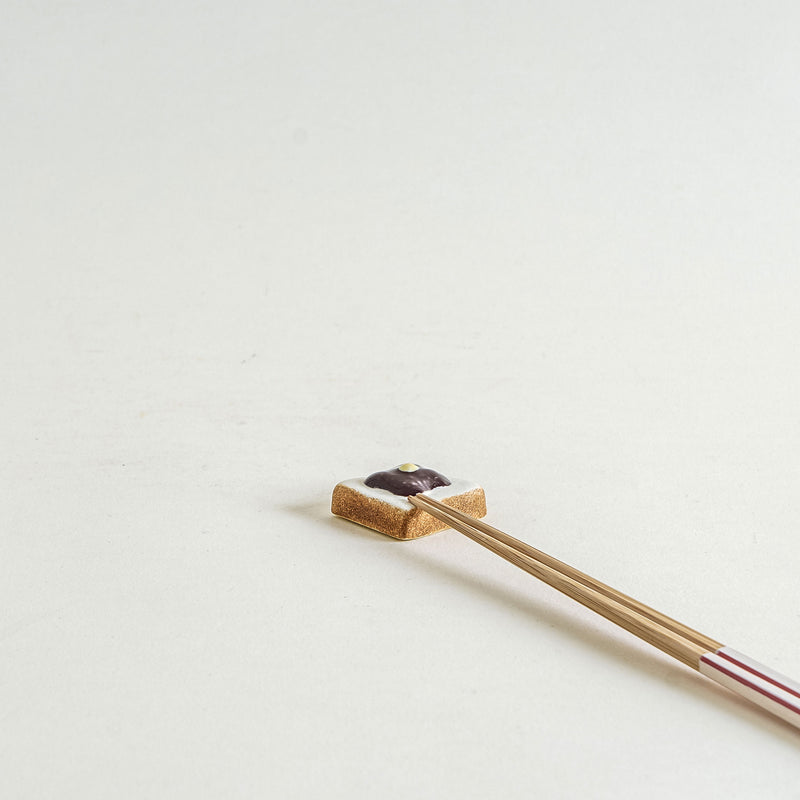 Ogura Toast Chopstick Rest