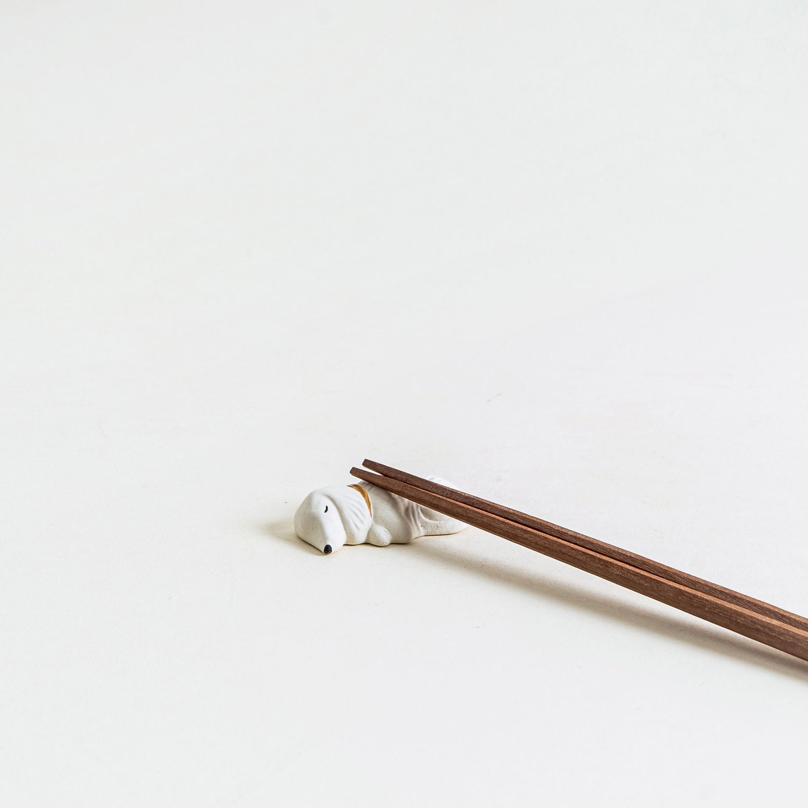 Sleeping Dog Chopstick Rest – mogutable