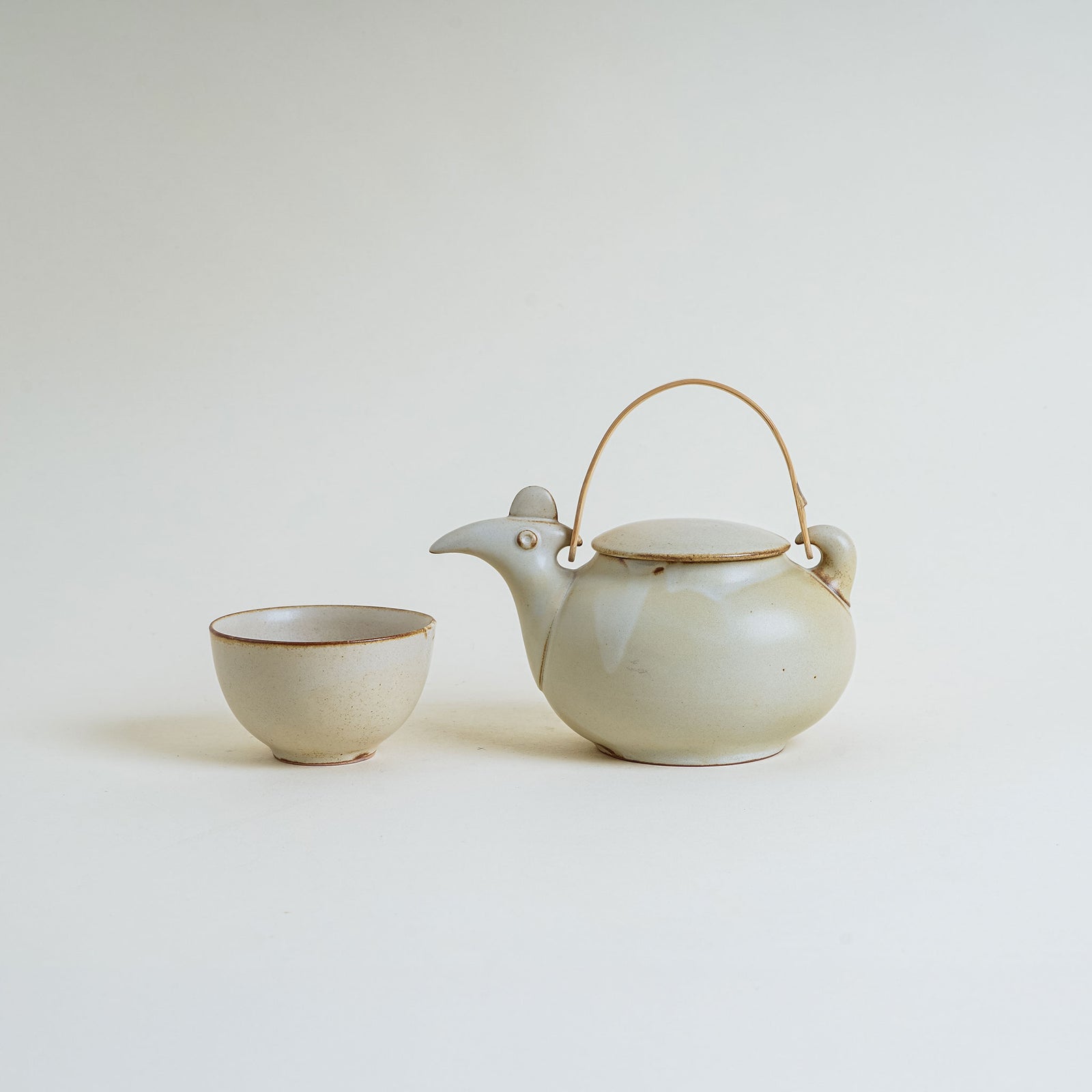 Makoto Komatsu Ceramic Teapot – mogutable