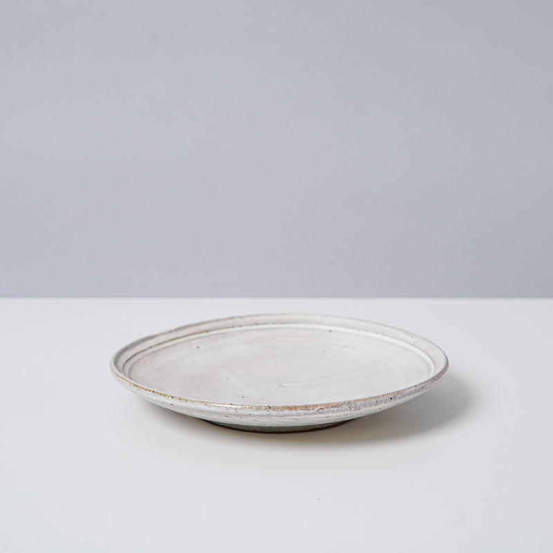 7.25" White Slip Covered Plate