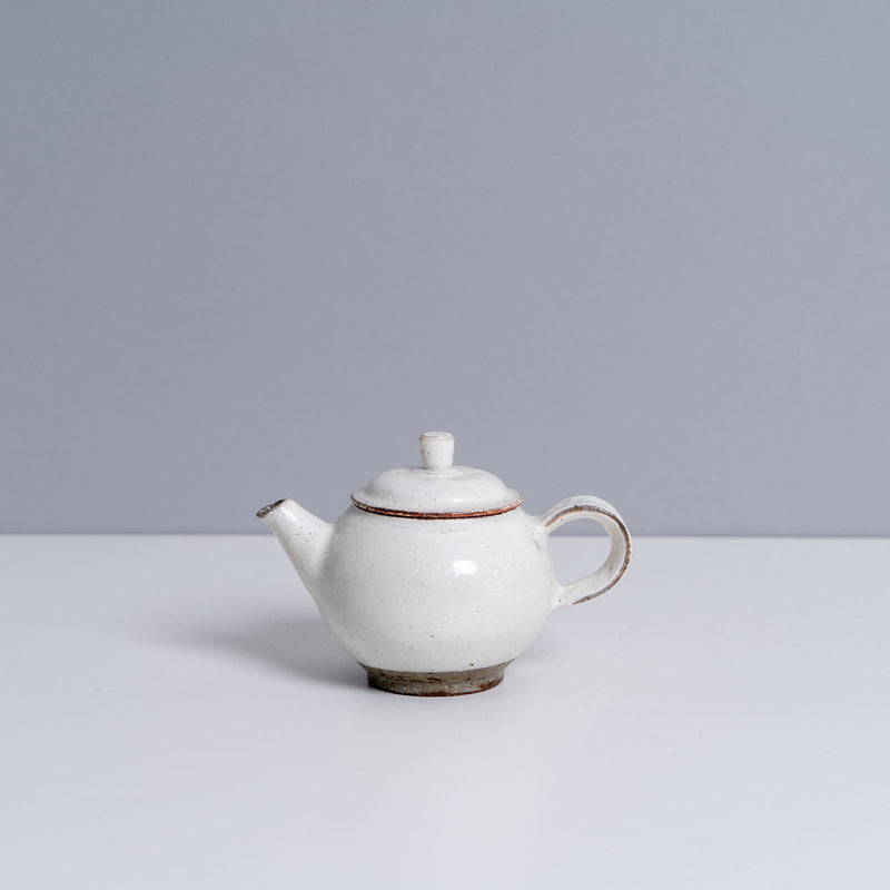 Jang Hun Seong Teapot + Teacup Set 1