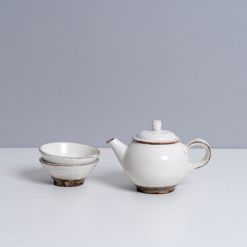 Jang Hun Seong Teapot + Teacup Set 1