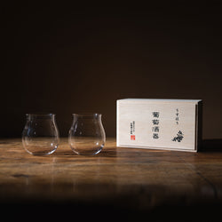 Usuhari Wine Glass Gift Set