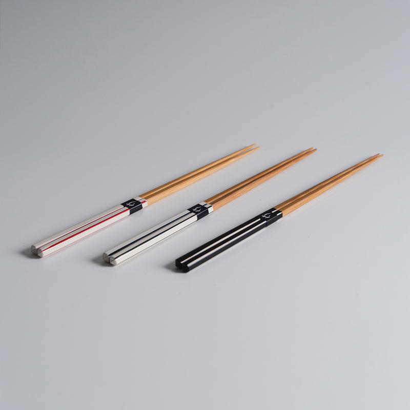 Diamond Cut Sharpened Chopsticks - White/Black