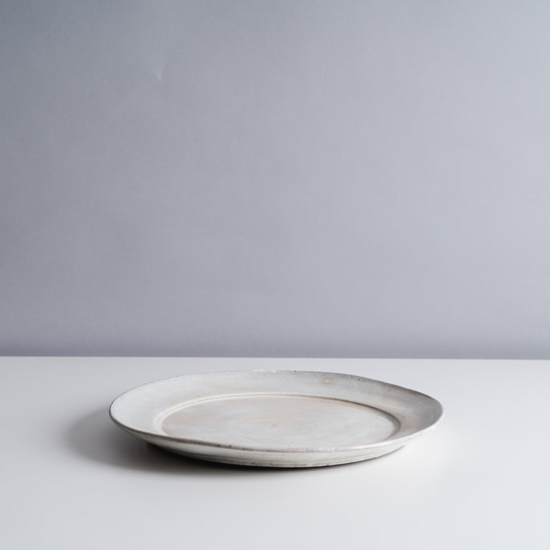 9.5" White Slip Covered Plate