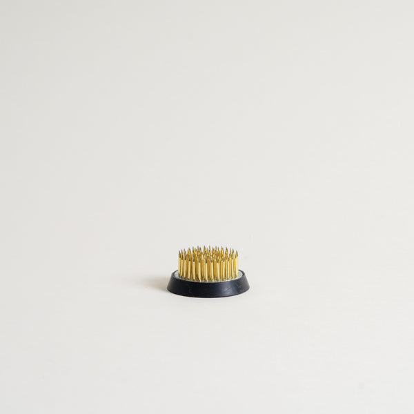 Kenzan Per Ikebana - 2 Pezzi Rotondi In Ottone, 4 E 5 Cm, Per Composizioni Floreali - Foto 9