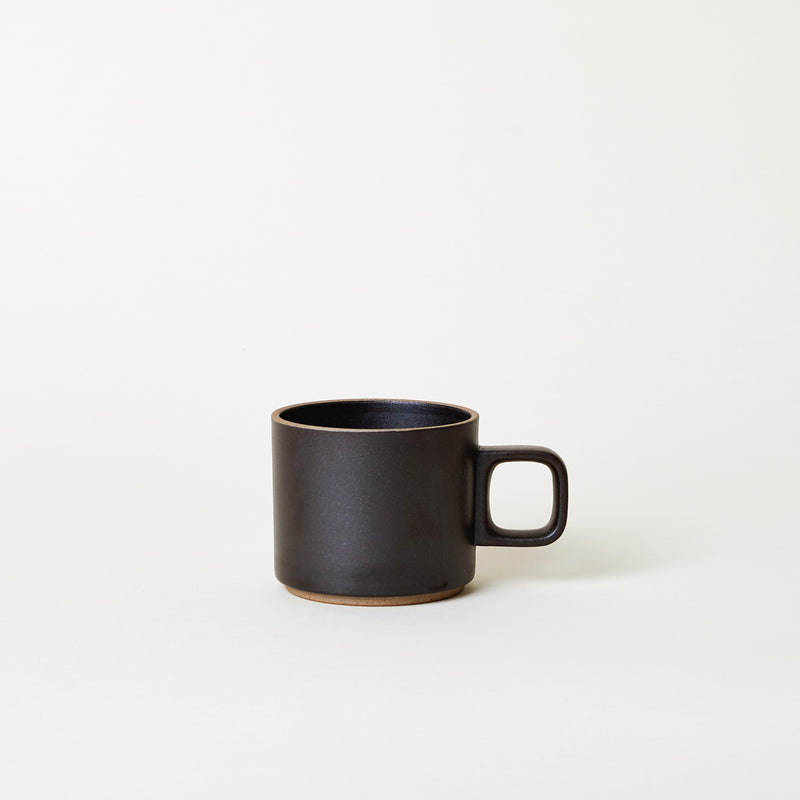 11 oz Hasami Porcelain Mug in Black - Mogutable