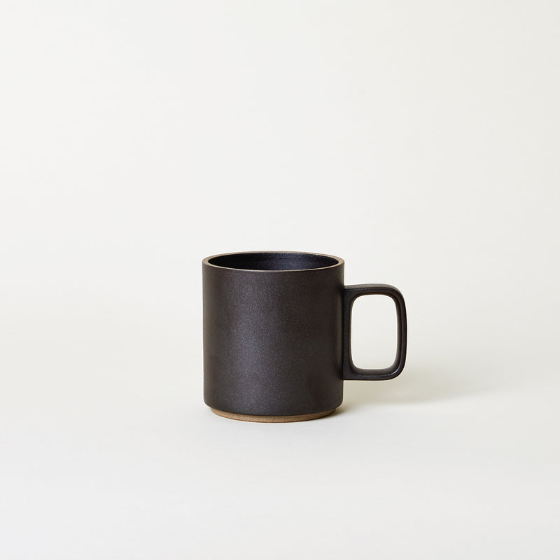 13oz Hasami Porcelain Mug in Black - Mogutable
