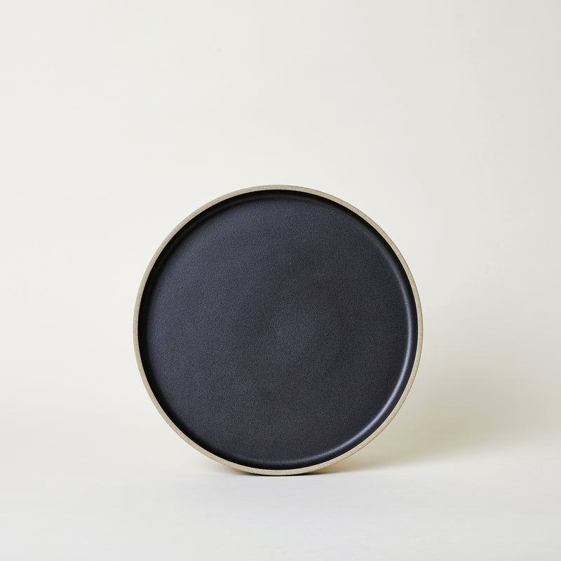10" Hasami Porcelain Plate in Black - Mogutable