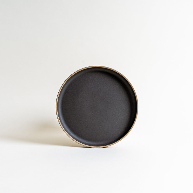 8.6" Hasami Porcelain Plate in Black