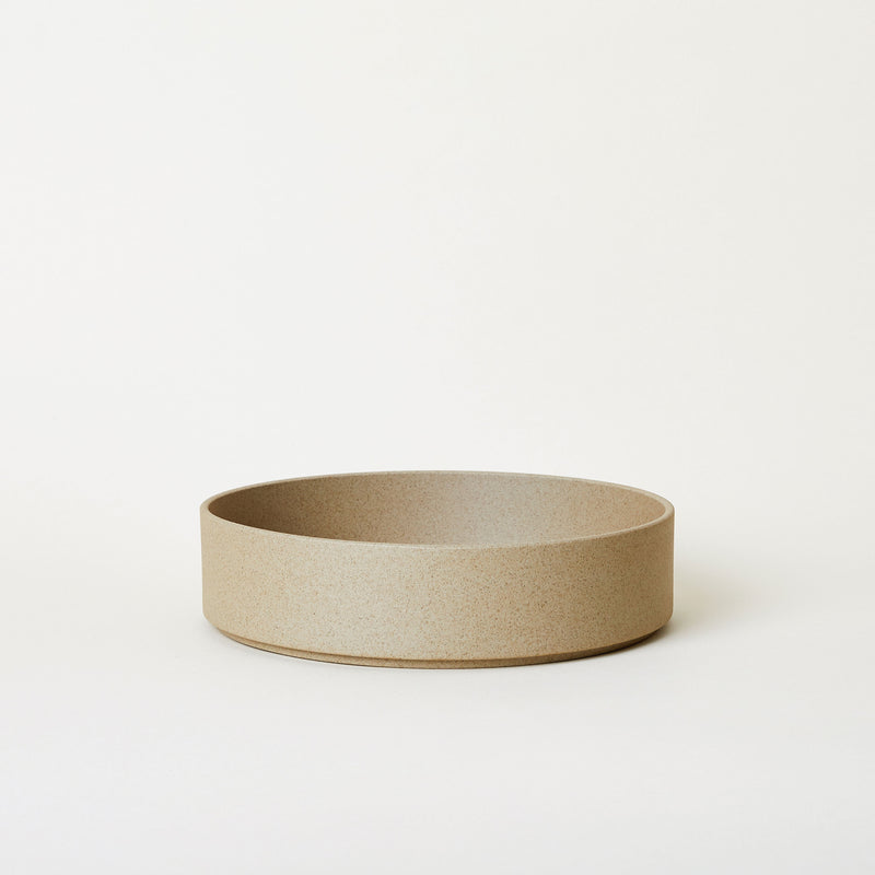 8.6" Hasami Porcelain Serving Bowl in Natural - Mogutable