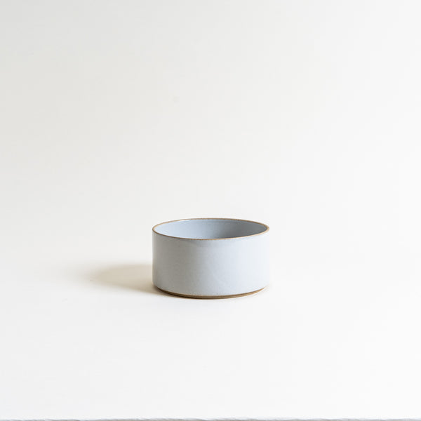 5.7" Hasami Porcelain Tall Bowl in Glossy Gray