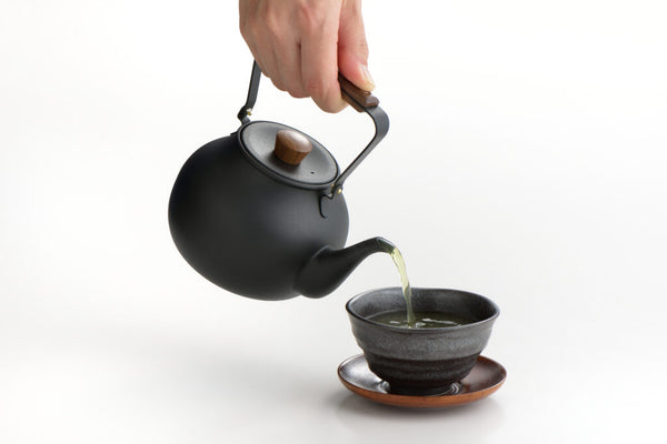 Teapot with Wooden Handle in Black